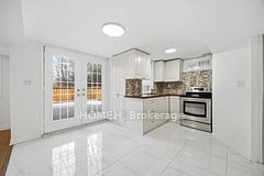 94 Dovetail Drive Walk out Basement, Richmond Hill, ON L4E 5A7