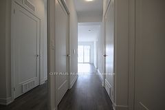 105 Oneida Crescent 809, Richmond Hill, ON L4B 0H6