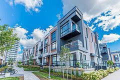 14 David Eyer Road 1007, Richmond Hill, ON L4S 0N4