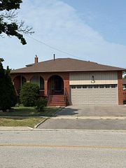 98 Jeanne Drive, Vaughan, ON L4L 1X9