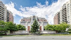 310 Red Maple Road 712, Richmond Hill, ON L4C 0T7