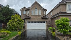 20 Aztec Court, Richmond Hill, ON L4S 2W6