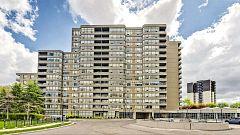 11 Townsgate Drive 718, Vaughan, ON L4J 8G4
