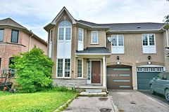 255 Marble Place, Newmarket, ON L3X 2Y3