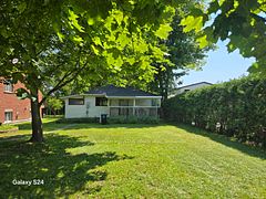 1737 St. John's Road, Innisfil, ON L9S 1S9