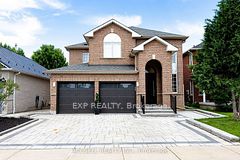 218 St Joan Of Arc Avenue, Vaughan, ON L6A 3C1