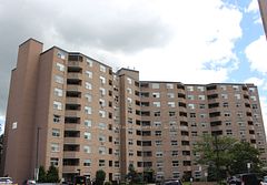 260 Davis Drive 204, Newmarket, ON L3Y 7C3