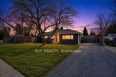 22 Cecil Street, Essa, ON L0M 1B3