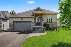 2967 Earl Street, Innisfil, ON L9S 3E2