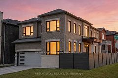 231 Fallharvest Way, Whitchurch-Stouffville, ON L4A 5C2