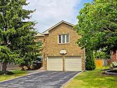 7 Cummings Court, Markham, ON L3T 6S4