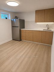 68 Child Drive Basement B, Aurora, ON L4G 1Y7
