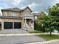 12 Bardawill Avenue, Georgina, ON L4P 0B7