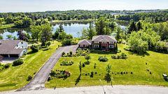 9 Island Lake Drive, Whitchurch-Stouffville, ON L4A 7X4