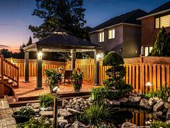18 Saxony Drive, Markham, ON L6C 2B5