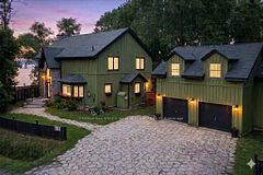 314 Glenwoods Avenue, Georgina, ON L4P 0A6