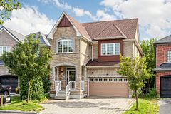 32 Santa Amato Crescent, Vaughan, ON L4J 0E9