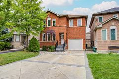 166 Matthew Drive, Vaughan, ON L4L 9B1