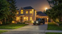 31 Vesta Drive, Richmond Hill, ON L4B 2M2