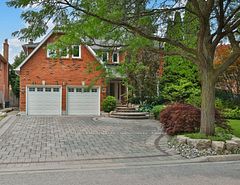 4 Hashbury Place, Markham, ON L3T 7H4