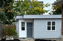 55 Rainbow Drive Apt A, Vaughan, ON L4L 2K3