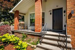 259 Rumble Avenue, Richmond Hill, ON L4C 4G5