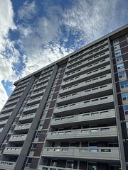 60 INVERLOCHY Boulevard 1210, Markham, ON L3T 4T7