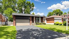 731 Allan Avenue, Newmarket, ON L3Y 1H7