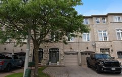 78 Burgon Place, Aurora, ON L4G 7Y2