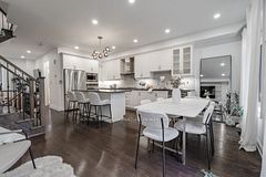 14 Queen Mary Court, Vaughan, ON L4L 0H9