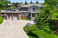 35 Lorengate Place, Vaughan, ON L4L 2Y4