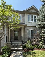 12 Castle Park Boulevard, Vaughan, ON L4H 1M5