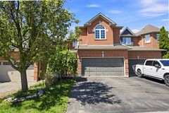 99 Nottingham Drive, Richmond Hill, ON L4S 2A1