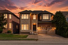 156 Maria Antonia Road, Vaughan, ON L4H 2S8