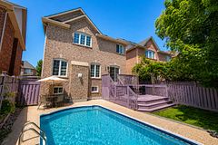 614 Society Crescent, Newmarket, ON L3X 2V8