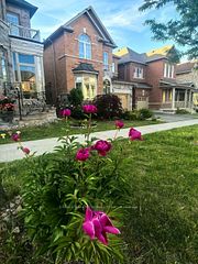 26 Hua Du Avenue, Markham, ON L6C 0T2