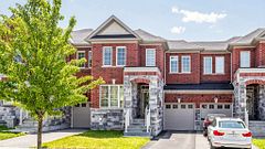 3 Frederick Pearson Street, East Gwillimbury, ON L9N 0R9