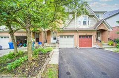 19 Evelyn Buck Lane, Aurora, ON L4G 7H9