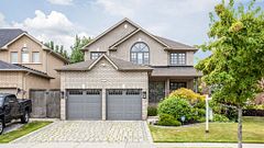 526 Cunningham Drive, Vaughan, ON L6A 2H1