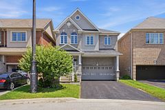 281 Sloss Court, Newmarket, ON L3X 0G1