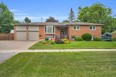 113 Oriole Drive, East Gwillimbury, ON L9N 1H1
