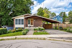 30 Harrison Avenue, Aurora, ON L4G 1E1