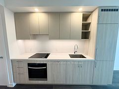 5 Meadowdale Road 310, Vaughan, ON L4K 0C7