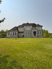 245 Pine Hill Road, Bradford West Gwillimbury, ON L3Z 0H1