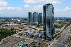 7895 Jane Street 1906, Vaughan, ON L4K 2M7