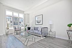 33 Kahshe Lane, Richmond Hill, ON L4S 0N7