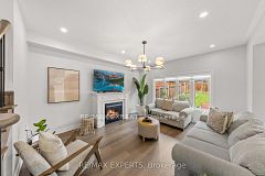 22 Manor Glen Crescent, East Gwillimbury, ON L0G 1M0