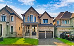 Upper Two Bedrooms  - 97 Halldorson Avenue, Aurora, ON L4G 0C5
