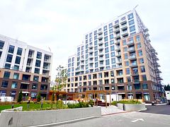 8 Beverley Glen Boulevard 605, Vaughan, ON L4J 0L5