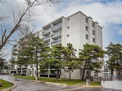 7471 YONGE Street 215, Markham, ON L3T 2B9